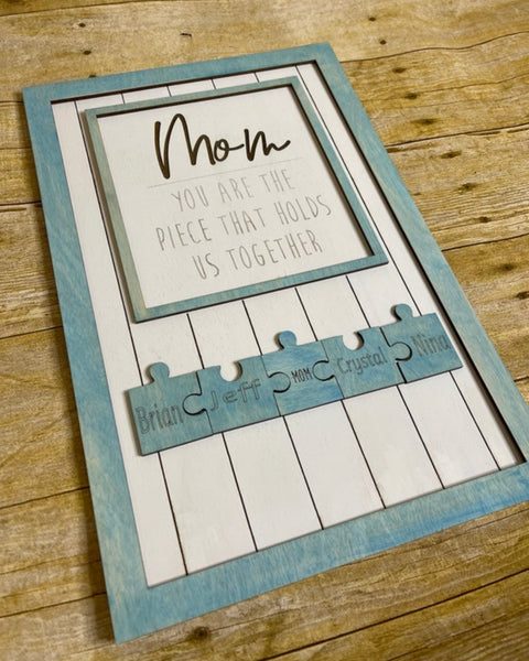 Mom puzzle sign