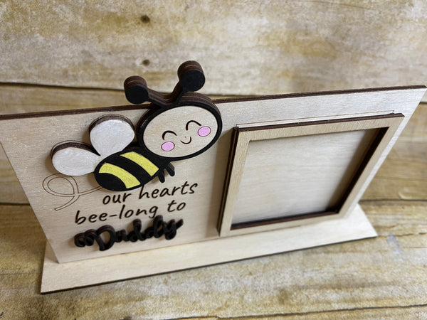 Bee-longs picture frame